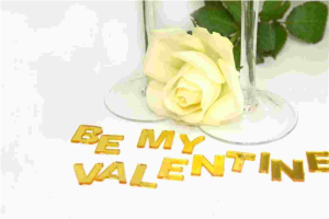 黄玫瑰背景的be my valentine幻灯片模板.ppt[共1张]